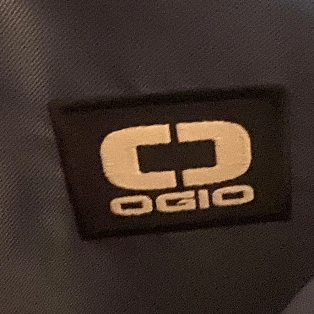 OGIO Convertible‎ Backpack Tote Bag Gray Nylon Laptop Sleeve Commuter